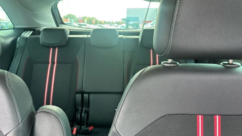 Vauxhall Crossland 1.2 Turbo SRi Nav 5dr Petrol Hatchback